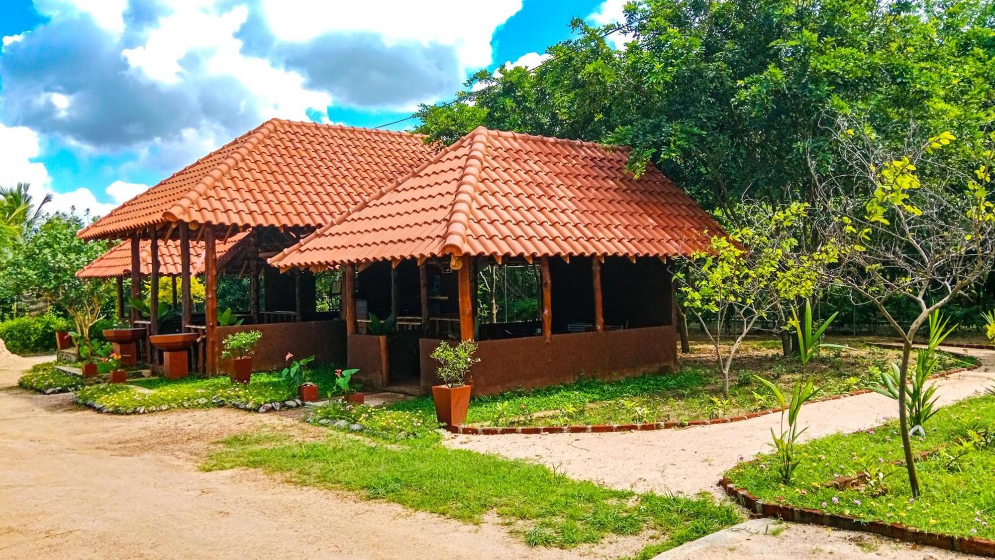 Ceylon Amigos Eco Resort Sigiriya Exterior photo